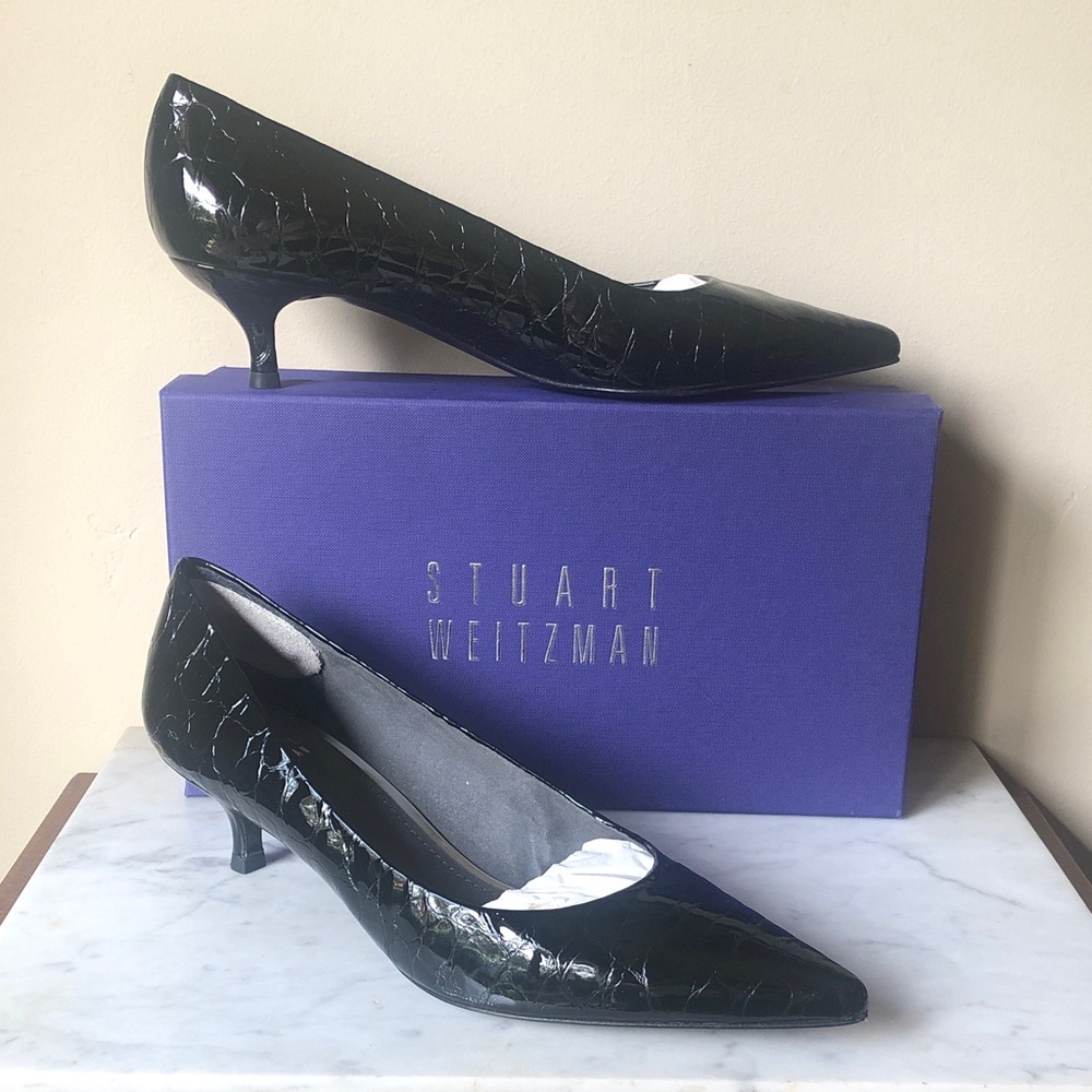 Stuart Weitzman Black Croc-Embossed Patent Pointed Toe Kitten Pumps